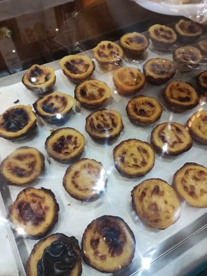 Vegan natas at Vegan Nata - Chiado in Lisbon