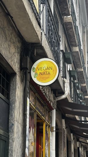 You know how to find them #Veganuary at Vegan Nata - Chiado in Lisbon