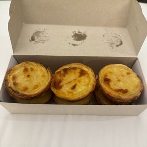 3 each #Veganuary at Vegan Nata - Chiado in Lisbon