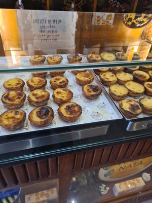 Display at Vegan Nata - Chiado in Lisbon