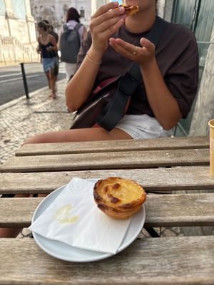Outside  at Vegan Nata - Chiado in Lisbon