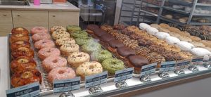 Grand choix de beignes véganes! at La Beignerie in Montreal