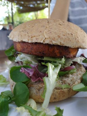 Burger vegana at Taverna Tipica Veneziana in Venice