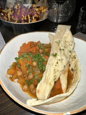 Pumpkin stew with naan breadd  at Wijnhaven in Delft