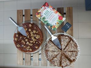 Delicious and vegan cakes full of healthy and organic ingredients! at Alcofa Bio in Torres Vedras