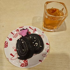 Black sesame rolls (private dining) at GreenWoods - 綠野林 in Kowloon