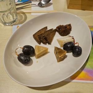 Cheese Platter with grape & cracker (private dining) at GreenWoods - 綠野林 in Kowloon