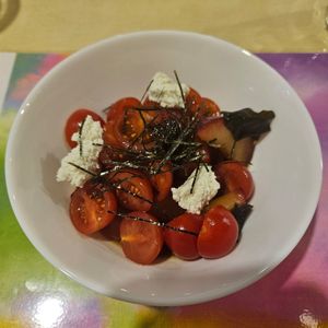 Heirloom tomatoes locally grown with plum & hijjiki seaweed salad, orange & sesame dressing, almond feta cheeze (private dining) at GreenWoods - 綠野林 in Kowloon