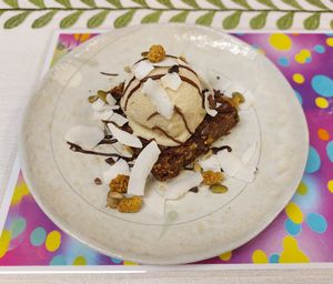 (Raw Vegan) Chocolate Brownie w/ Nice-cream 朱古力布朗尼配雪糕 (Private Dining) 🥰🥰🥰 at GreenWoods - 綠野林 in Kowloon