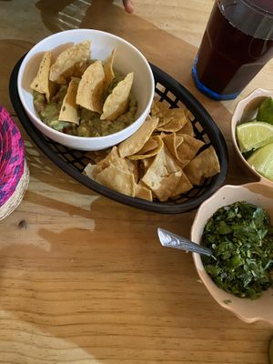 Nachos y guacamole  at Veganos La Taqueria in San Cristobal De Las Casas