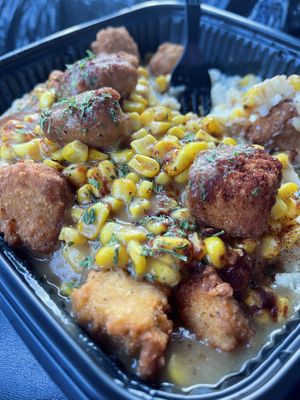 Vegan Fried Chkn Mashed Potato Bowl #Veganuary at Royally Baked in St Peters