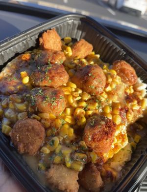 Vegan Fried Chkn Mashed Potato Bowl #Veganuary at Royally Baked in St Peters
