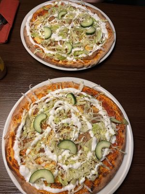 Vegan salad pizzaa  at Svendborg Stenovns Pizza in Svendborg