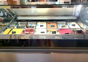 Flavor selection at Timi Amo in Rovinka