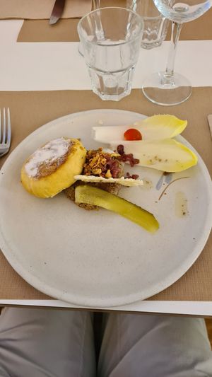 Burger at El Berenjenal in Valladolid