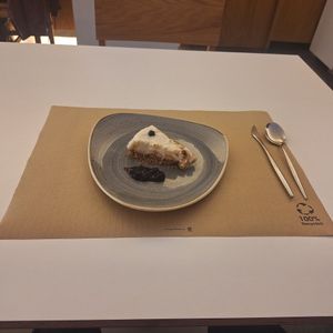Cheescake Vegano at El Berenjenal in Valladolid