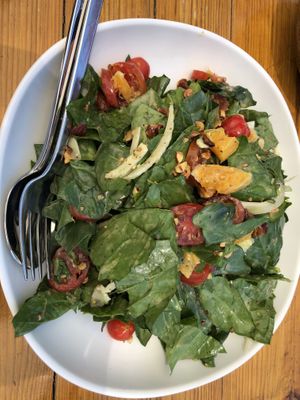 Spinach salad at Gioma Meze in Crete