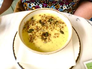 Que bela sopa 👍 at Bloomy Market in Setubal