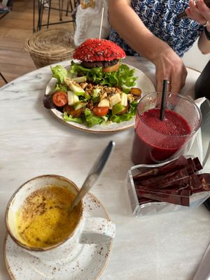  at Bloomy Market in Setubal