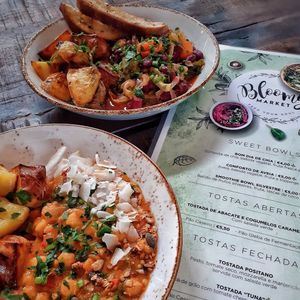 bloomy specialties at Bloomy Market in Setubal