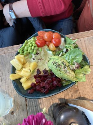 Avocado Power Bowl  at Cotidiano Promenadenplatz in Munich