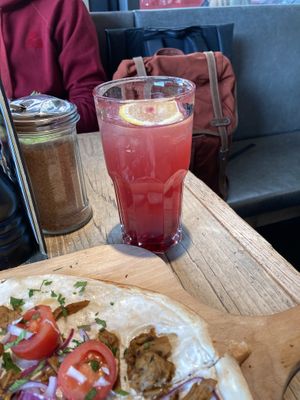Granatapfel Limonade  at Cotidiano Promenadenplatz in Munich
