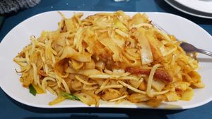 Stir fry noodles at In Cafe & Restaurant in Cardiff