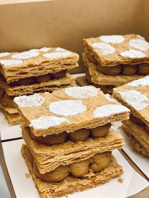 Mille Feuilles with Freshly grinded hazelnut praline mousseline at Bien Caramélisé in Kowloon