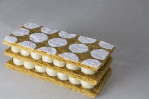 Mille-feuille at Bien Caramélisé in Kowloon