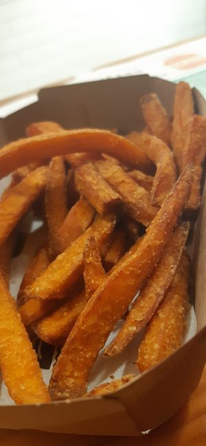 Sweet french fries at Picante in Sesimbra