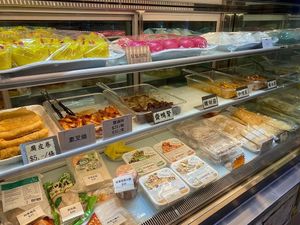 Mock meat, buns at Ching Sum Zai 清心齋 - Sham Shui Po in Kowloon