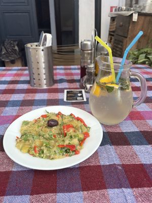 Kioopolu and lemonade  at 8 Mamas in Burgas