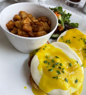   at Evviva in Vaughan