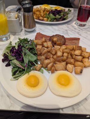  at Evviva in Vaughan