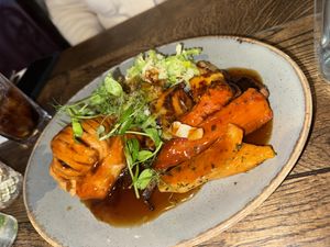 Beetroot Wellington (Sunday roast)  at Sheep on Sheep Street in Stow-on-the-wold