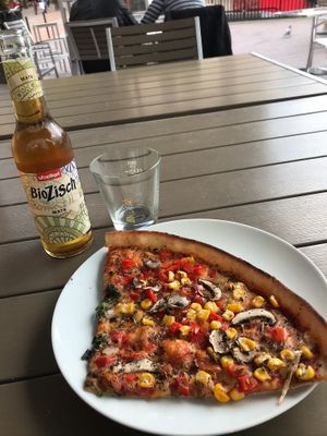 Vegan pizza @ Café Natura, Stade at Café Natura in Stade