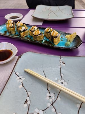 Tempura susi at Veganashi - Gluten Free Sushi in Barcelona