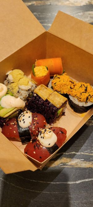 12 piece platter at Veganashi - Gluten Free Sushi in Barcelona