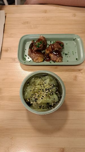 Sunomono & Gyozas at Veganashi - Gluten Free Sushi in Barcelona
