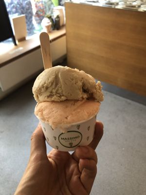 peach & hazelnut. very tiny😒 at Massimo Gelato - Hanzenstraat in Amsterdam