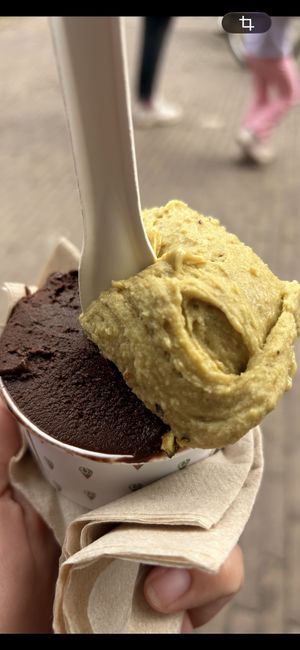 Dark chocolate and pistachio   at Massimo Gelato - Hanzenstraat in Amsterdam
