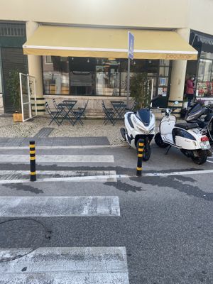Outside at Pequeno Café e Bistrô - Arroios in Lisbon