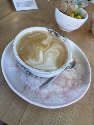Latte (oat)  at Pequeno Café e Bistrô - Arroios in Lisbon