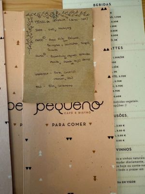 Daily Menu at Pequeno Café e Bistrô - Arroios in Lisbon