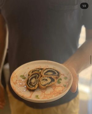 Poppy seed vegan cake  at Pequeno Café e Bistrô - Arroios in Lisbon