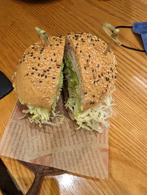 Avocado Burger at Vegegood 素来很好 in Shanghai