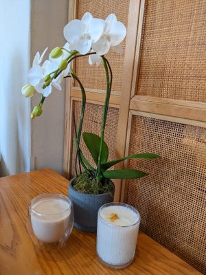 Hot rice milk-based drinks at Vegegood 素来很好 in Shanghai