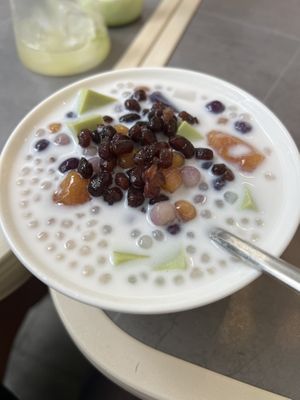   at Vegegood 素来很好 in Shanghai