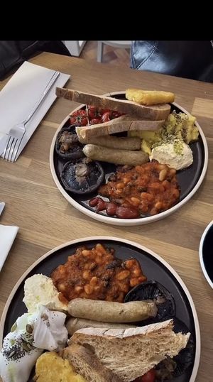 breakfast  at 17 Grams in Brighton