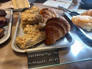 Vegan bakes at 17 Grams in Brighton